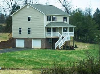 1st image of 226 Street Dr