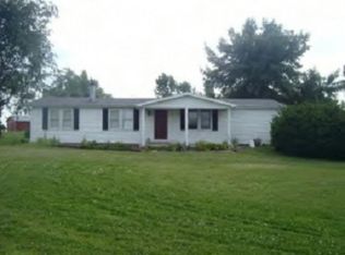 12469 E Lake Fork Rd, Argenta, IL 62501