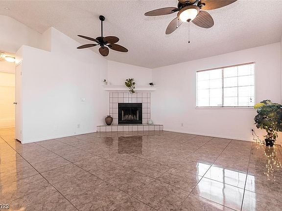 5th image of 5841 Medallion Dr Unit 203
