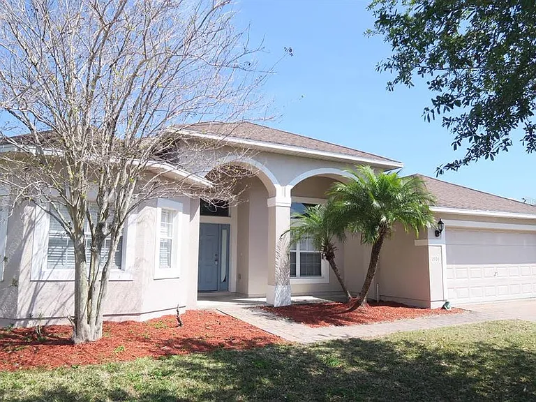 2906 Sweetspire Cir — Photo 1