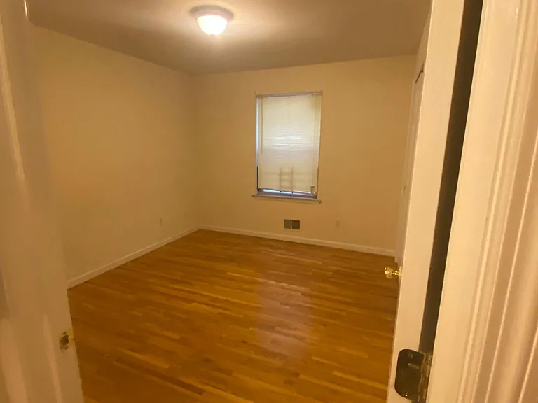 275 Ridgewood Ave #1 — Photo 10