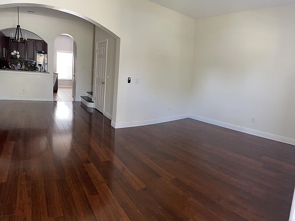 4th image of 16756 Cedar Crest Dr