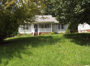 203 Woodlea Hollow Ln, Greensboro, NC 27406