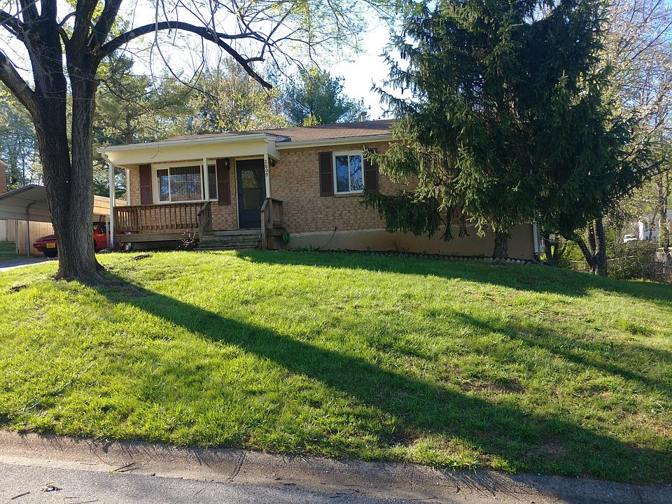 1st image of 2809 Creekwood Dr