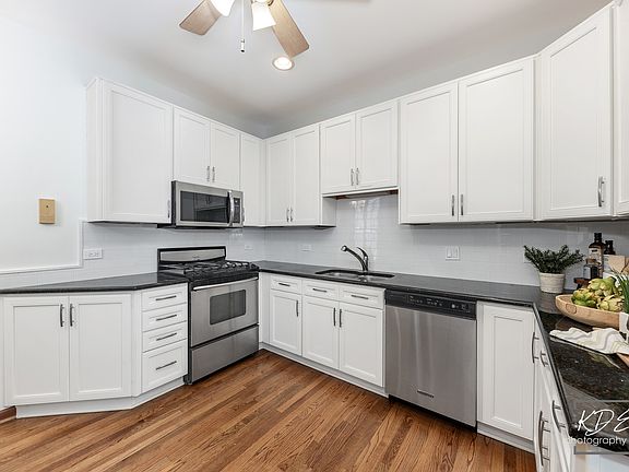 5th image of 1512 Harbour Towne Pl