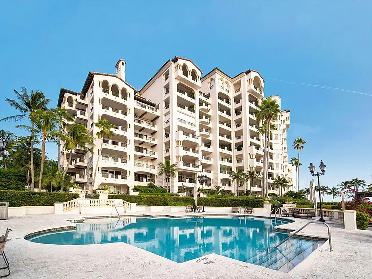 5245 Fisher Island Dr #5245 — Photo 52