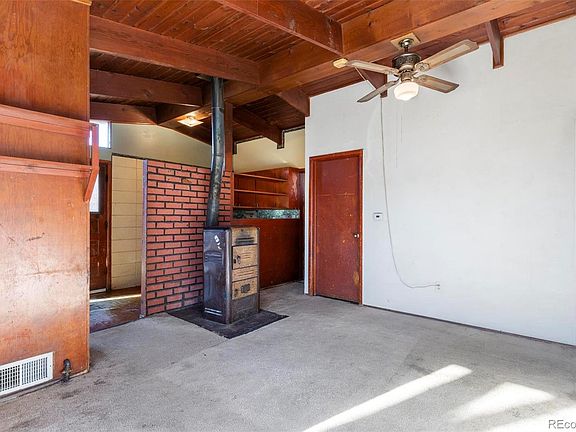 3rd image of 3106 Virginia Ave