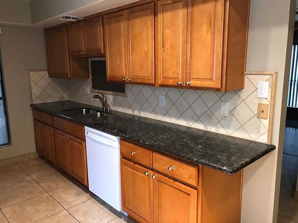 1st image of 3131 W Cochise Dr Unit 136