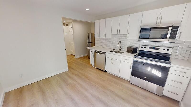 1st image of 603 E Ann St #5