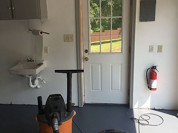 garage-sink-20amp sub panel