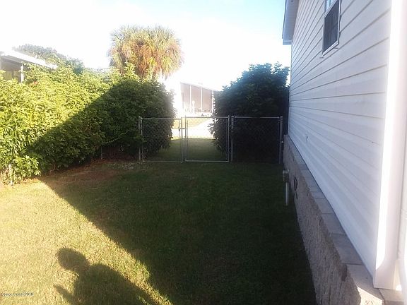 2nd image of 746 Canary Dr