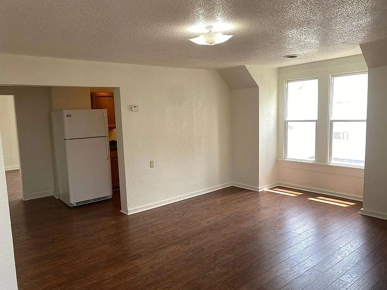 404 S Marion St — Photo 26