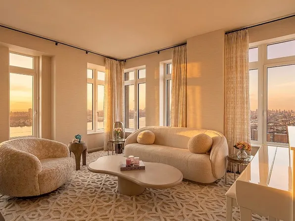 543 W 122nd St Unit Ph31a, New York, NY 10027