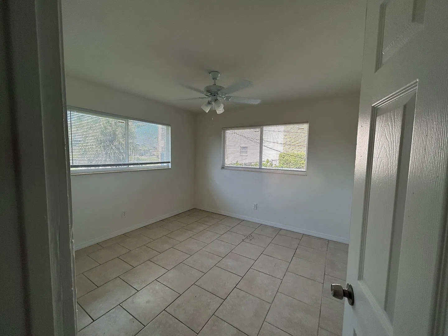 1316 Miramar St — Photo 4
