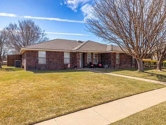 3rd image of 6801 Rochelle Ln