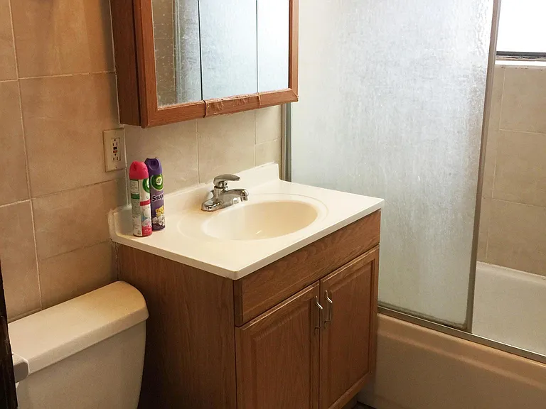 3259 S Lowe Ave #3R — Photo 3