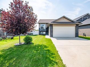 17 E Alderwood Close, Blackfalds, AB T4M 0L9