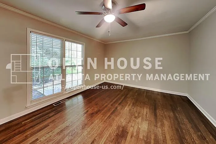 1250 Ridgefield Dr — Photo 5