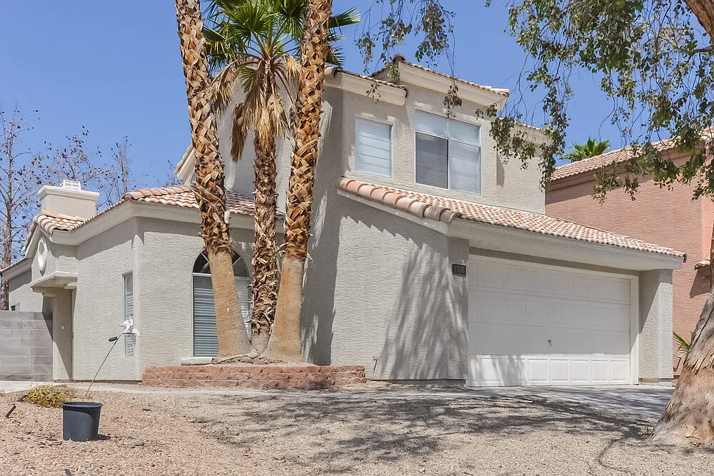 3 bed, 3.0 bath, 1576 sqft, $3,180 — Photo 4