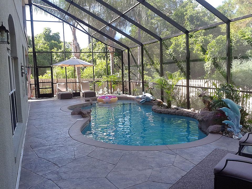 Pool & Patio & Forest