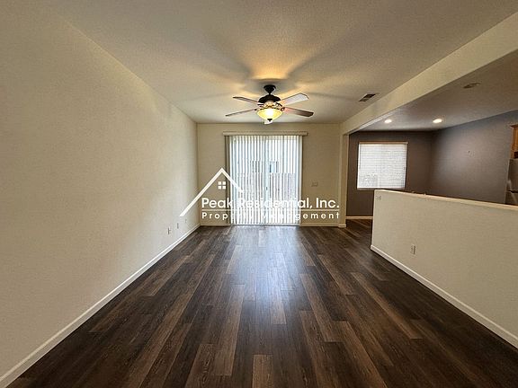 4th image of 2545 Huckleberry Cir