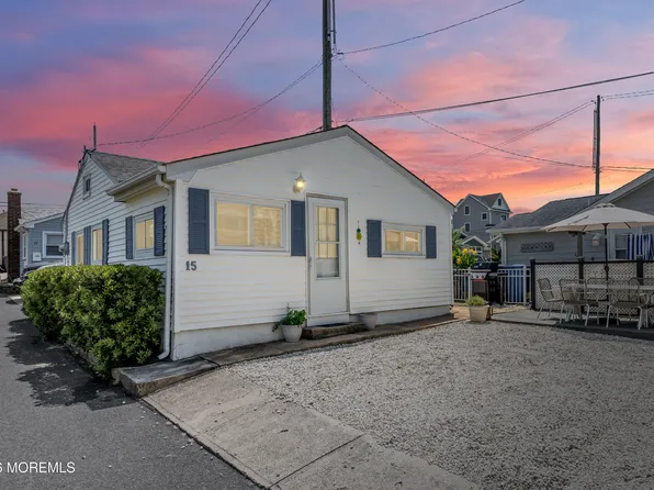 15 E Bayberry Way, Lavallette, NJ 08735