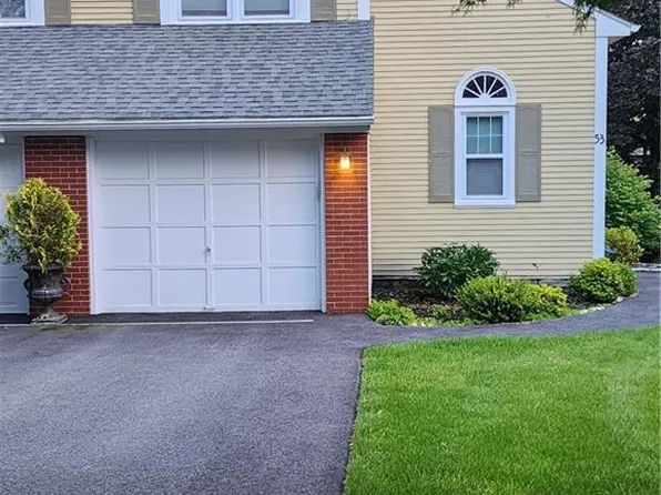 53 Arbor Dr, Providence, RI 02908