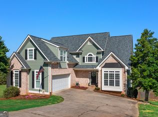 10 Prestwick Loop NW, Cartersville, GA 30120