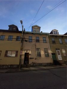 831 Spring Garden Ave E, Pittsburgh, PA, 15212
