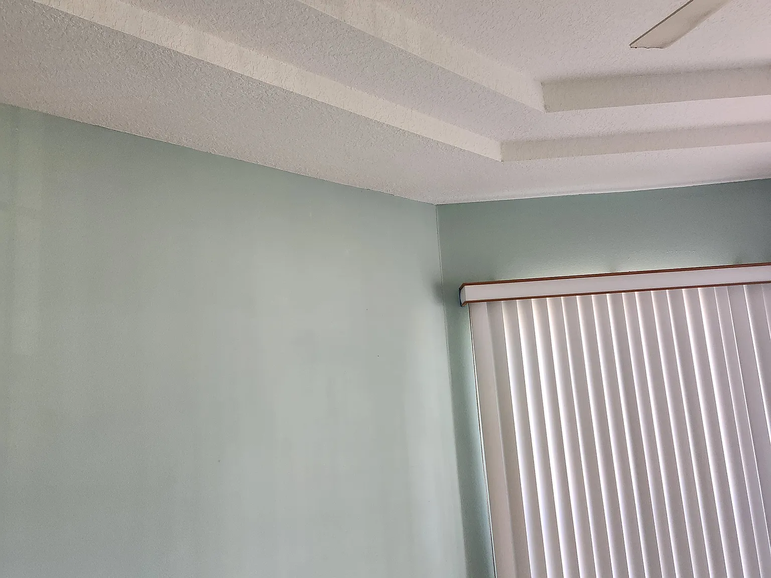 3 bed, 1640 sqft, $2,995 — Photo 3