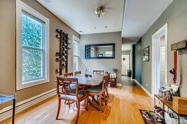 Building Photo - 1402 N Bell Ave #2