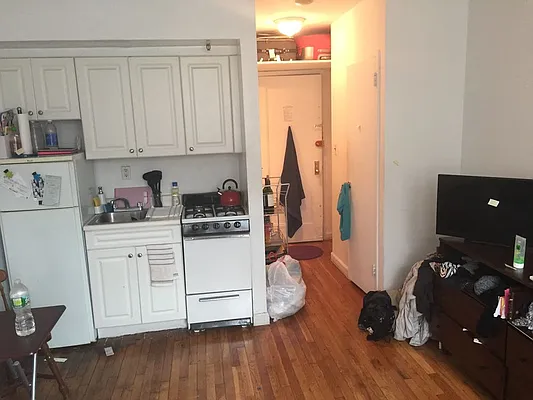 Rented by Sky Management | media 9