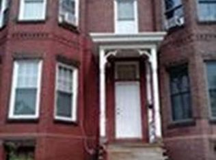 275 Walnut St, Holyoke, MA 01040