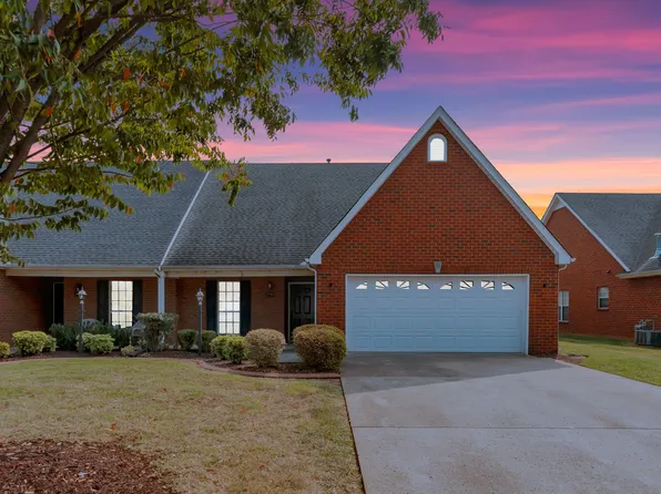 2555 Shinnecock Ct, Murfreesboro, TN 37127