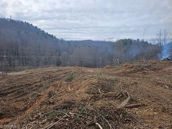 3rd image of 2374 Collettsville Rd