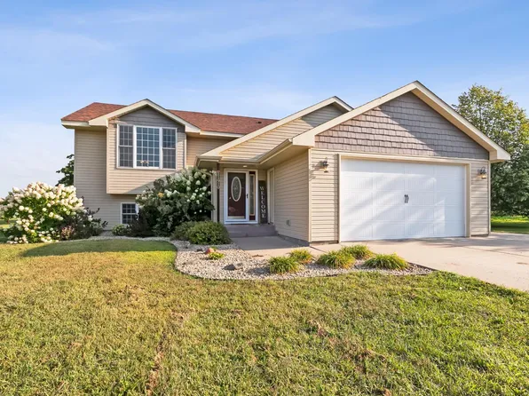 11910 9th St NE, Hanover, MN 55341