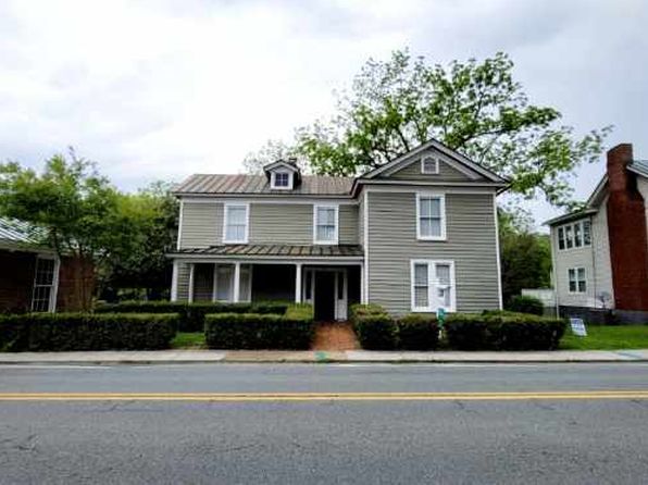 109 Elm Ave