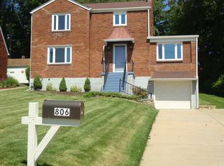 806 Commonwealth Ave, West Mifflin, PA 15122