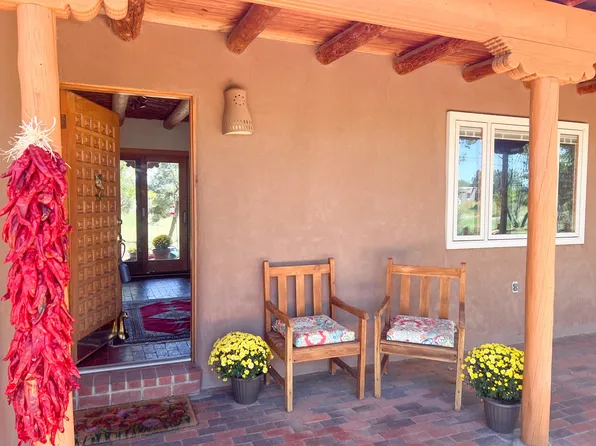 238 Rio Bravo Dr, White Rock, NM 87547