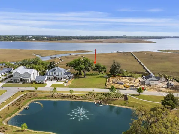4033 Kaolin St, Charleston, SC 29407