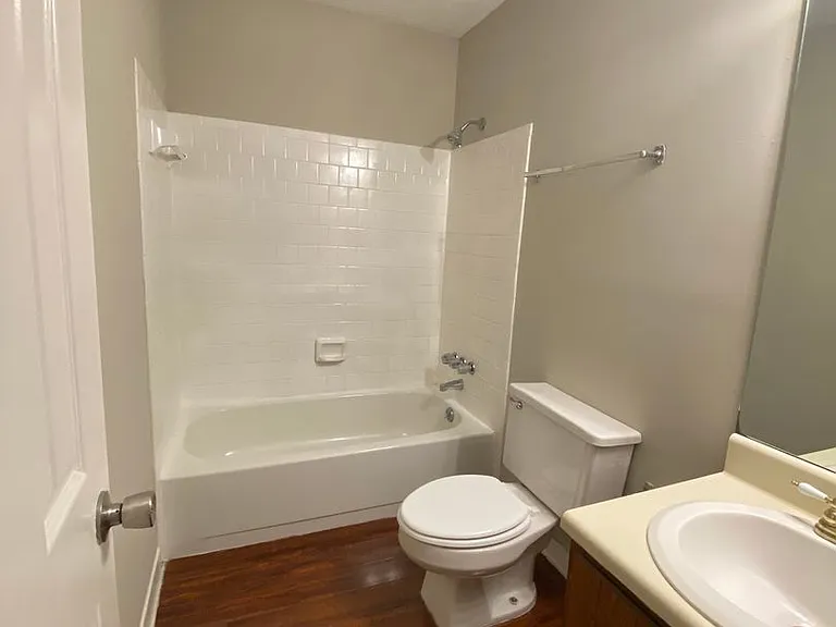 2502 Hidden Cove Ct — Photo 7