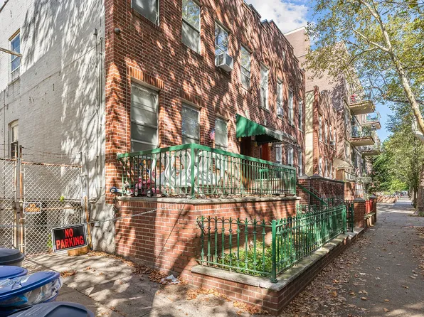 1584 W 10th St, Brooklyn, NY 11204