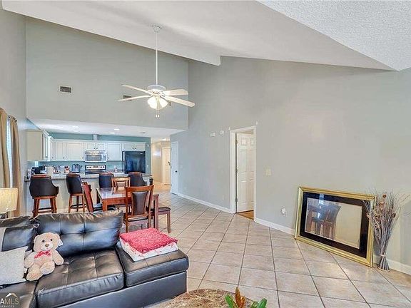 5th image of 257259 Windridge Dr