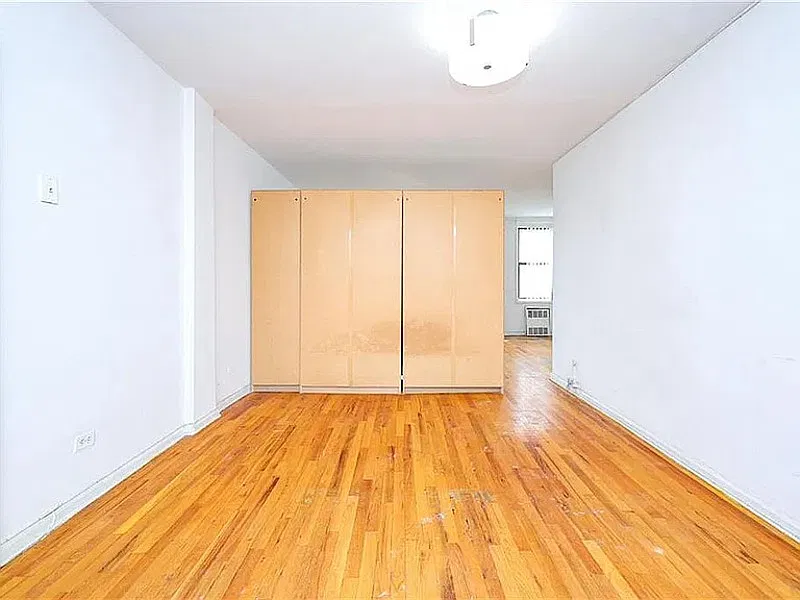 2121 Shore Pkwy — Photo 3