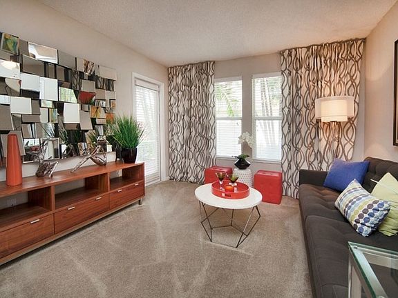 4th image of 2750 Rio Vista Blvd #33-0107