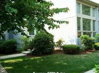 141 Turtle Bay Dr, Branford, CT 06405