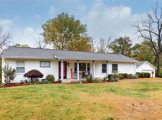 236 Highview Dr, Ballwin, MO