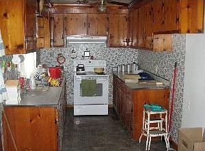 2nd image of 3807 Greenwood Dr