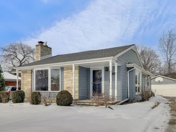 1421 Cynthia Ave, Park Ridge, IL 60068