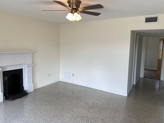 3rd image of 1150 N Hazel St #5